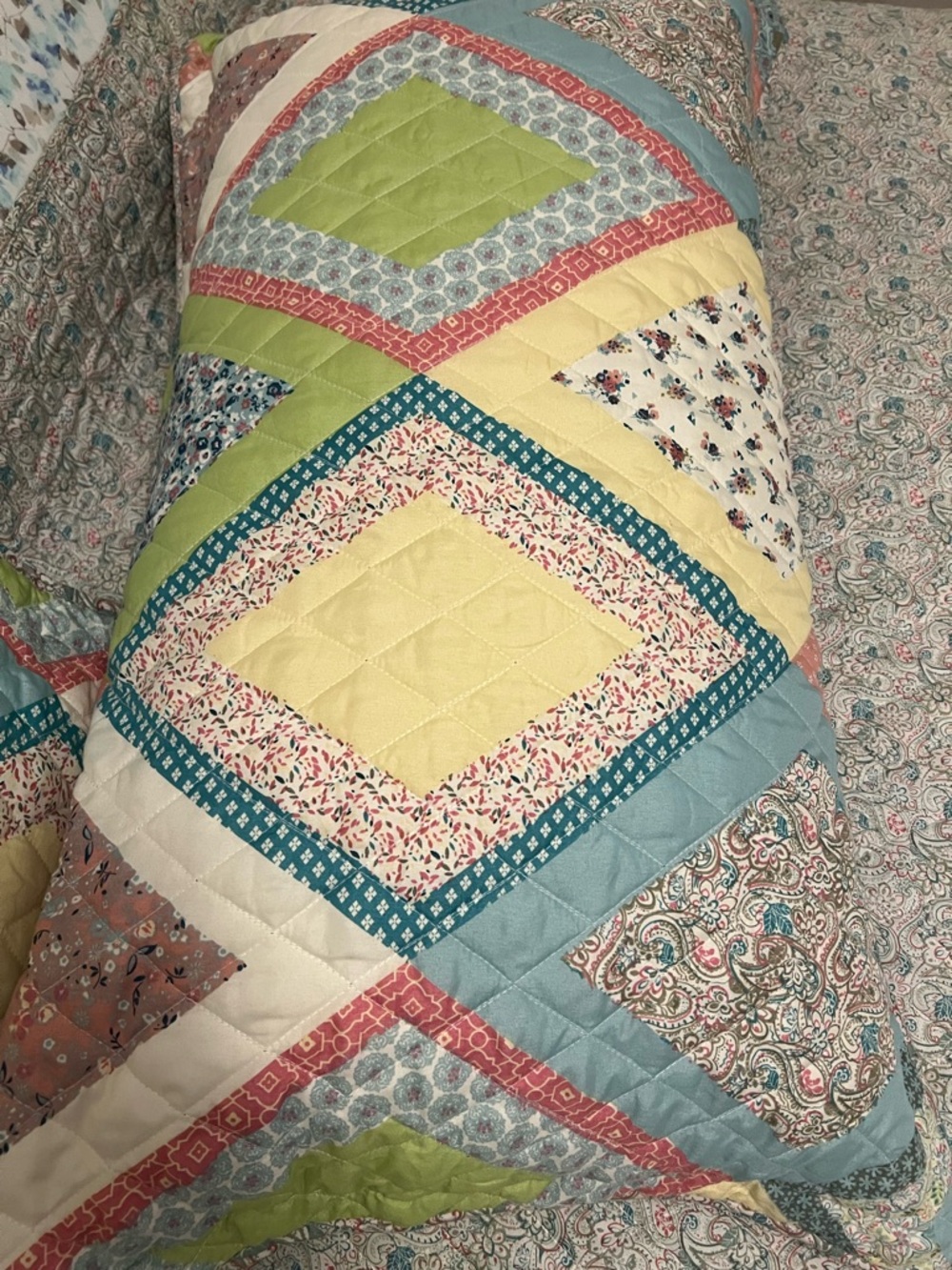 Pastel Multicolored Patchwork 3 pc Quilted Reversible Queen Bedspread w shams - Picture 4 of 5